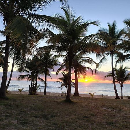 Pousada Tropicalia Tranquilidade A Beira Mar Santa Cruz Cabralia Bagian luar foto