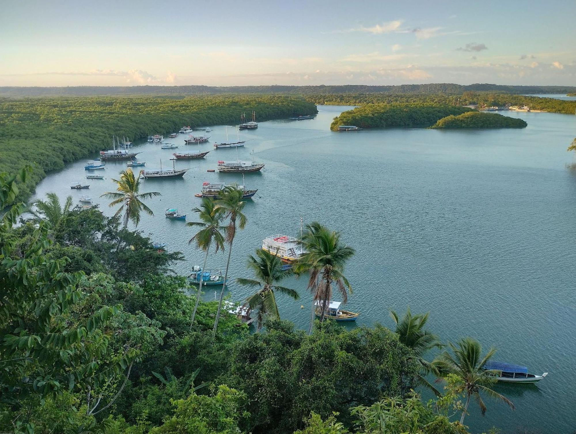 Pousada Tropicalia Tranquilidade A Beira Mar Santa Cruz Cabralia Bagian luar foto